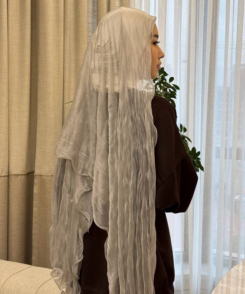 Nour Shimmer Wavy Hijab