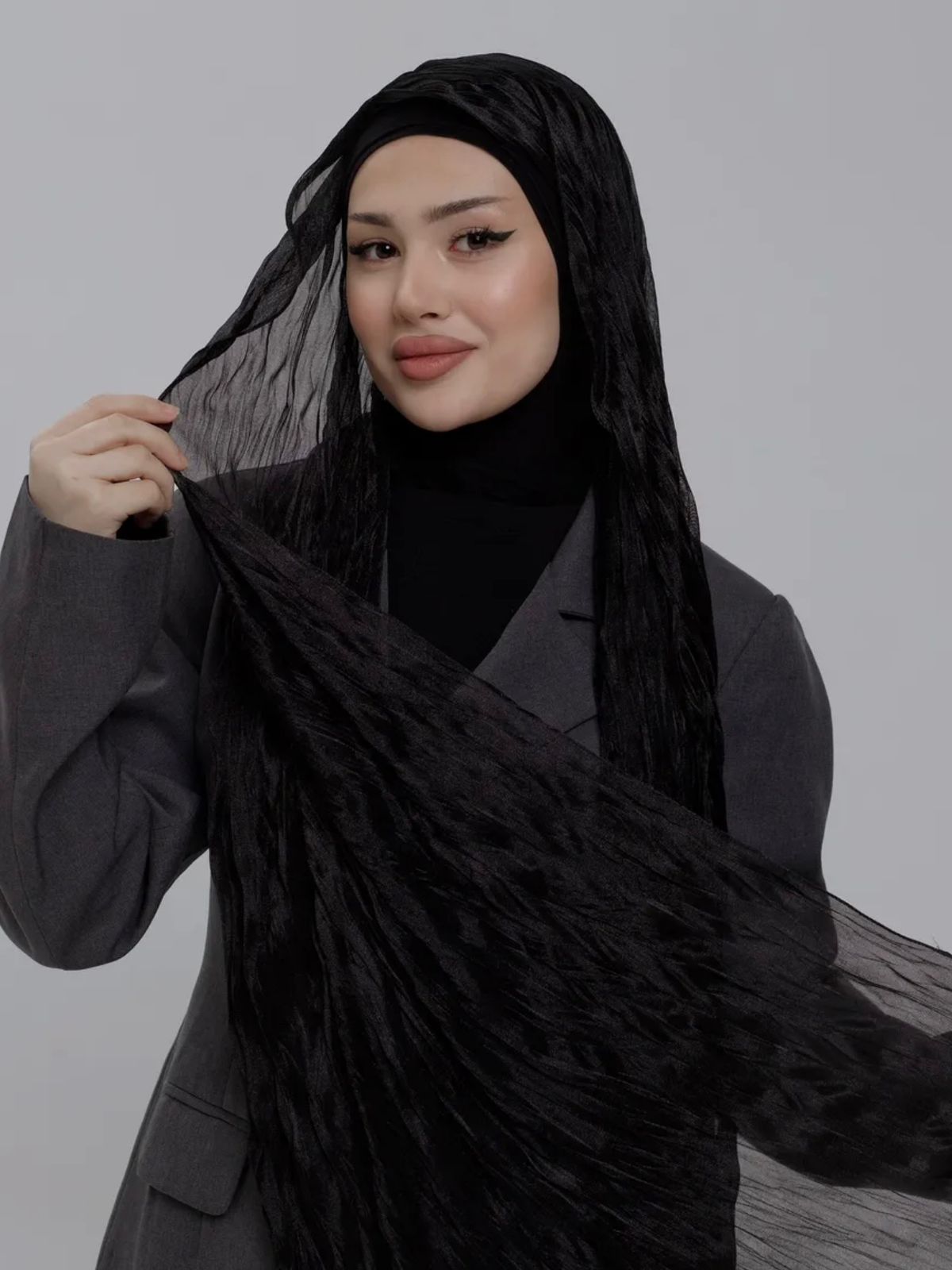 Nour Shimmer Wavy Hijab